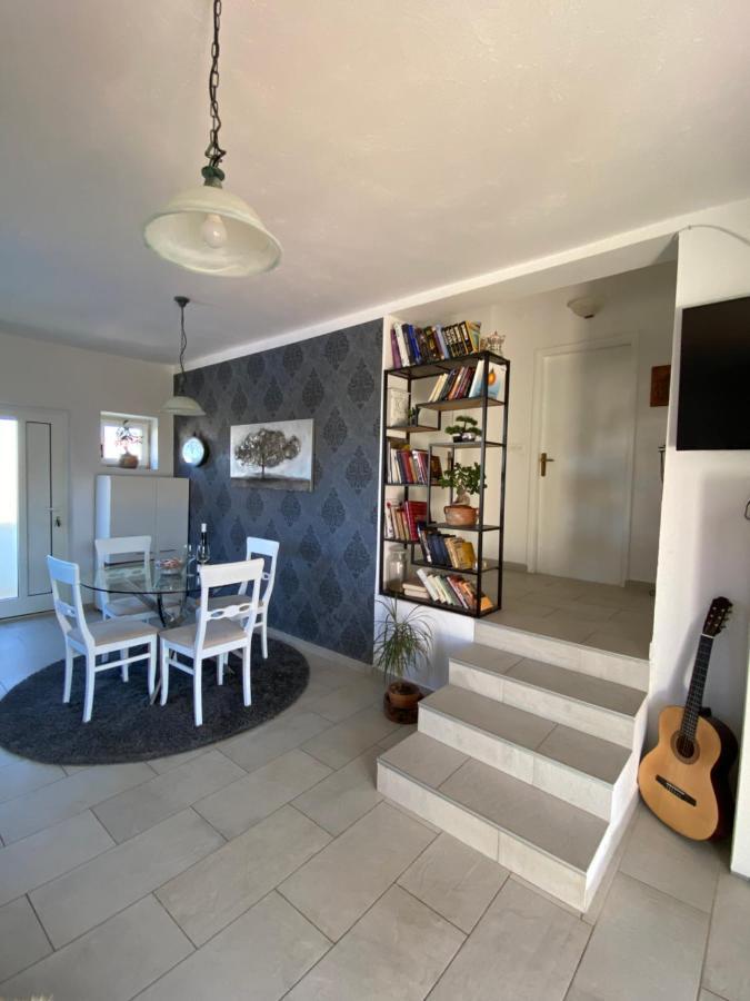 Beautiful Island House Ugljan Apartment Ngoại thất bức ảnh